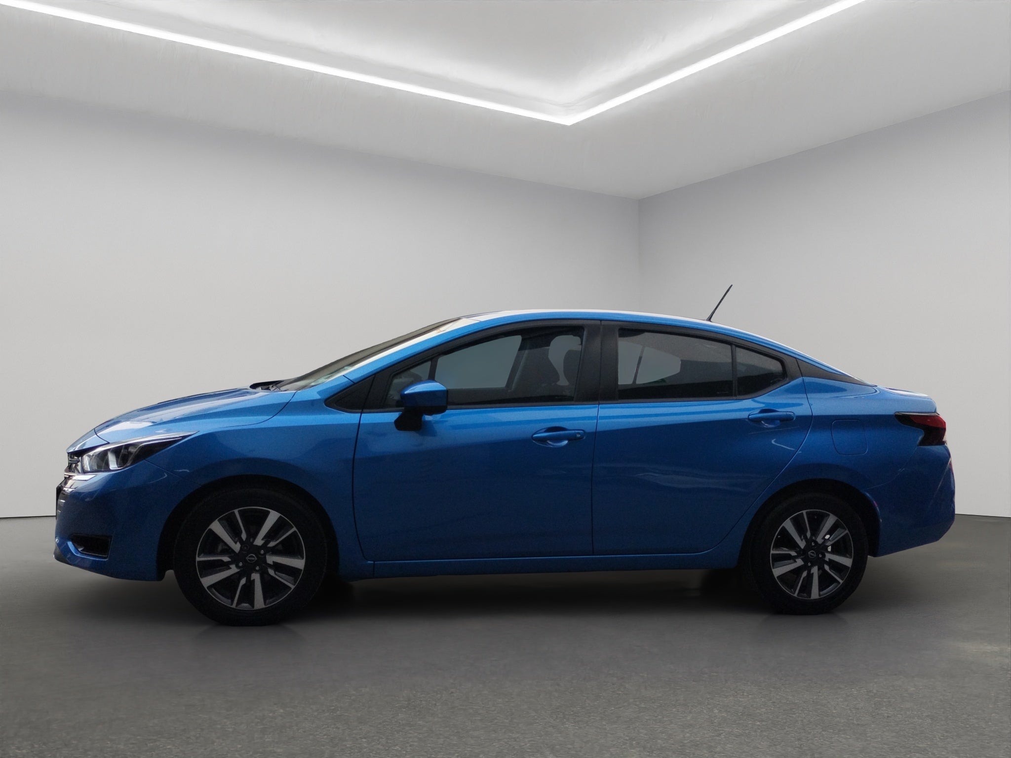 2025 Nissan Versa ADVANCE CVT