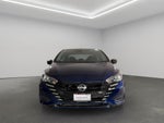 2025 Nissan Versa 4 pts. Sense, TM5, a/ac., R-15 (línea anterior)