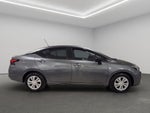 2022 Nissan Versa 4 pts. Sense, TM5, a/ac., VE, R-15 (línea anterior)