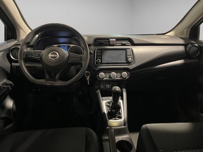 2024 Nissan Versa 4 pts. Sense, TM5, a/ac., R-15