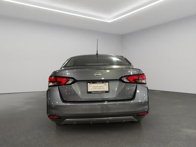 2024 Nissan Versa 4 pts. Sense, TM5, a/ac., R-15