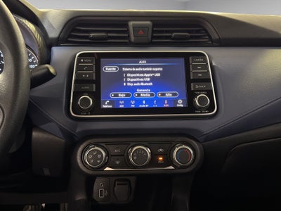 2024 Nissan Versa 4 pts. Advance, TM5, a/ac., f. niebla, RA-16