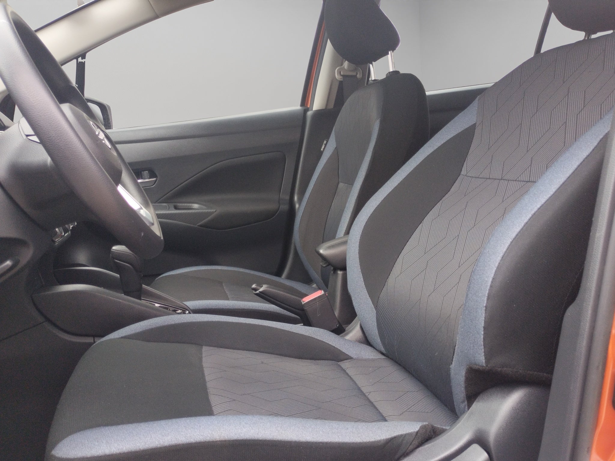 2024 Nissan Versa ADVANCE CVT