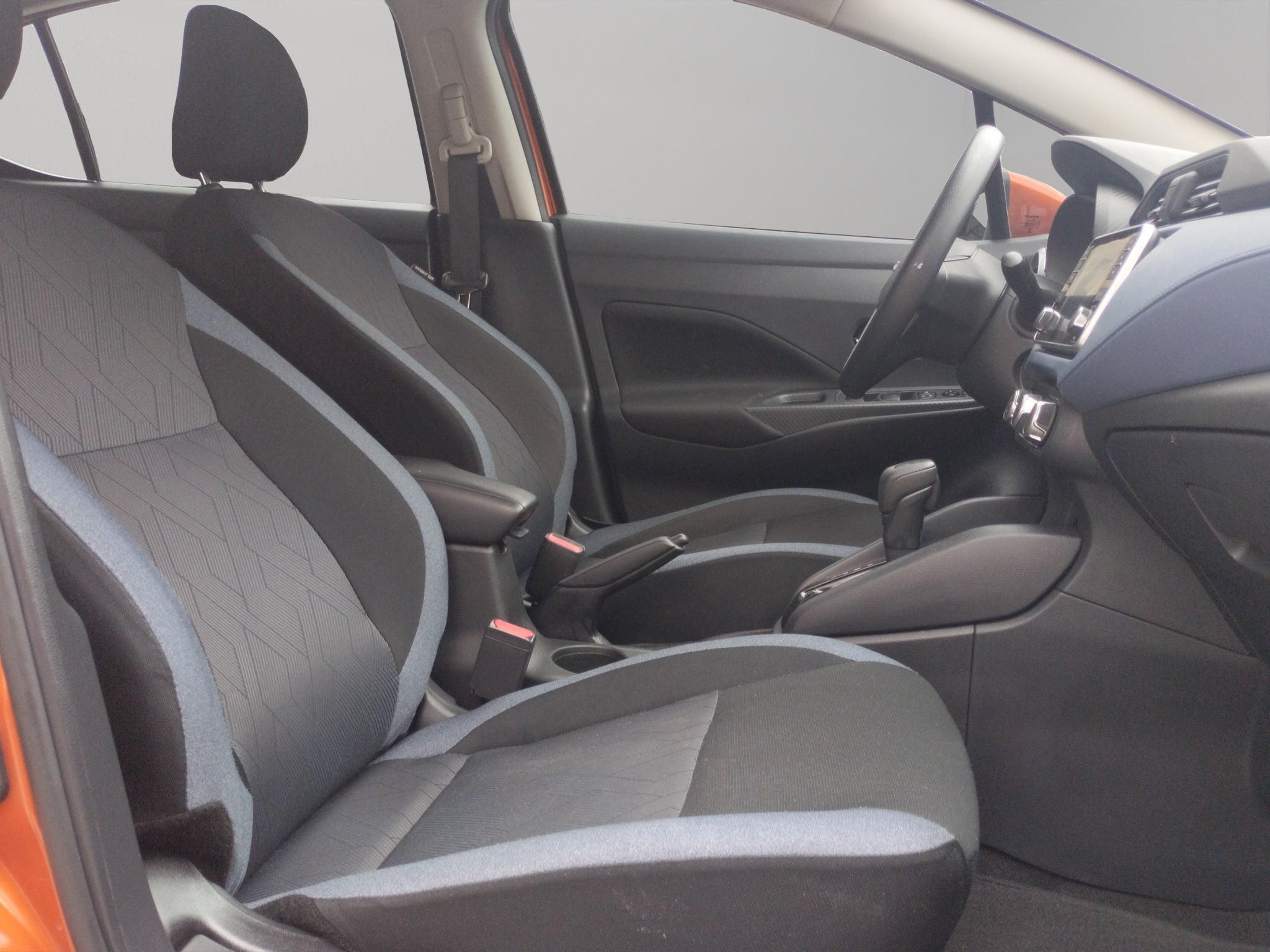 2024 Nissan Versa ADVANCE CVT