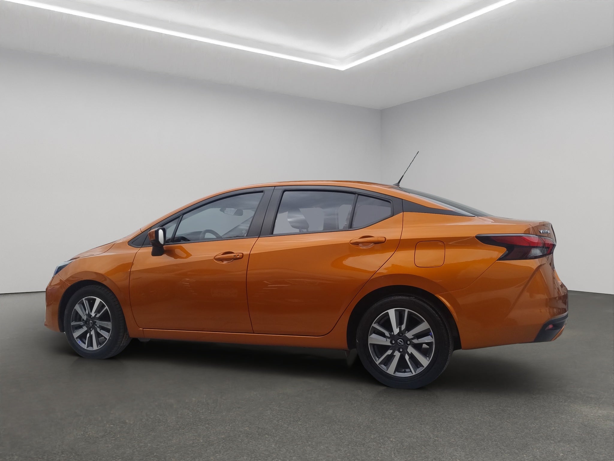 2024 Nissan Versa ADVANCE CVT