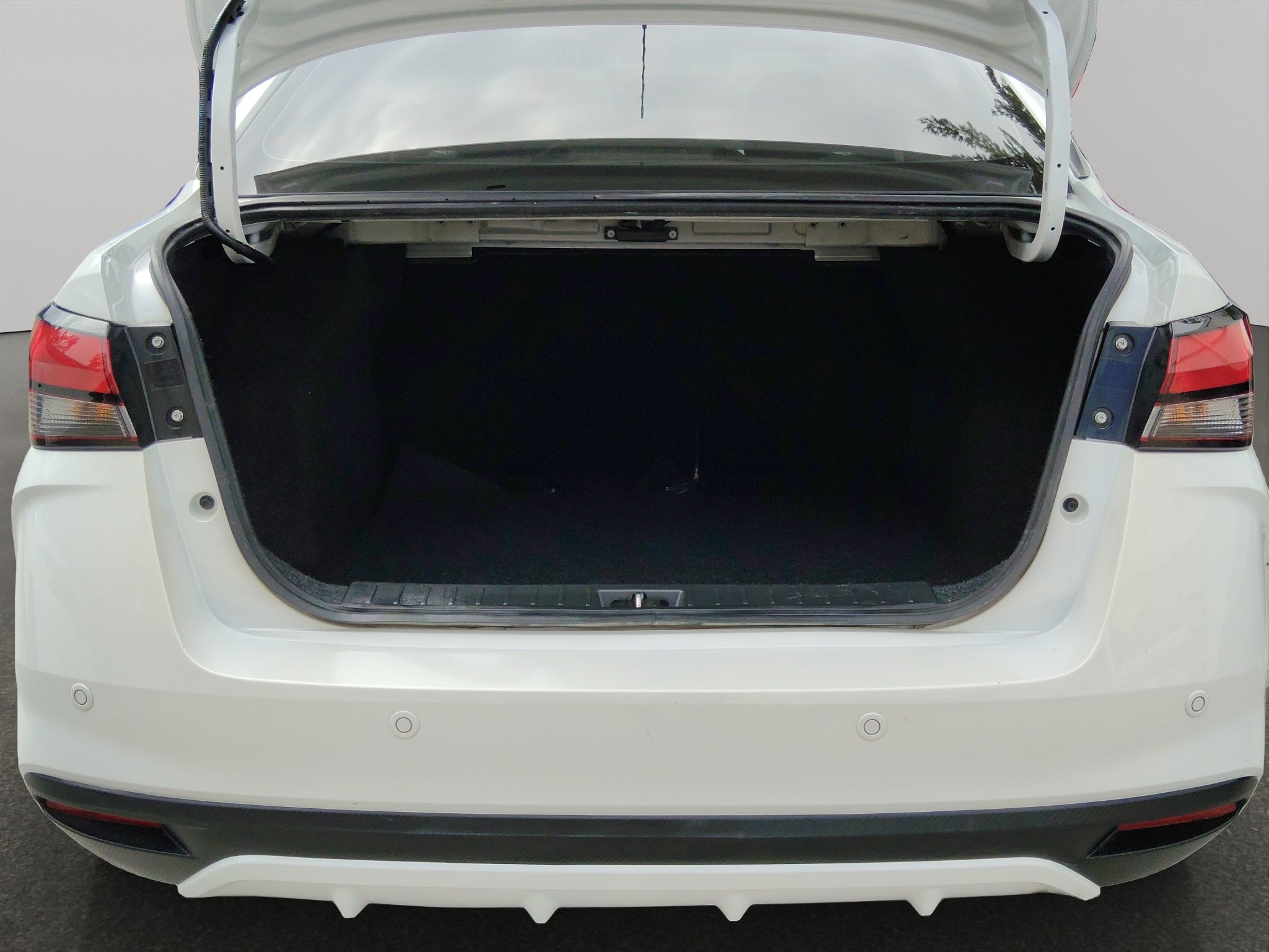 2024 Nissan Versa ADVANCE CVT