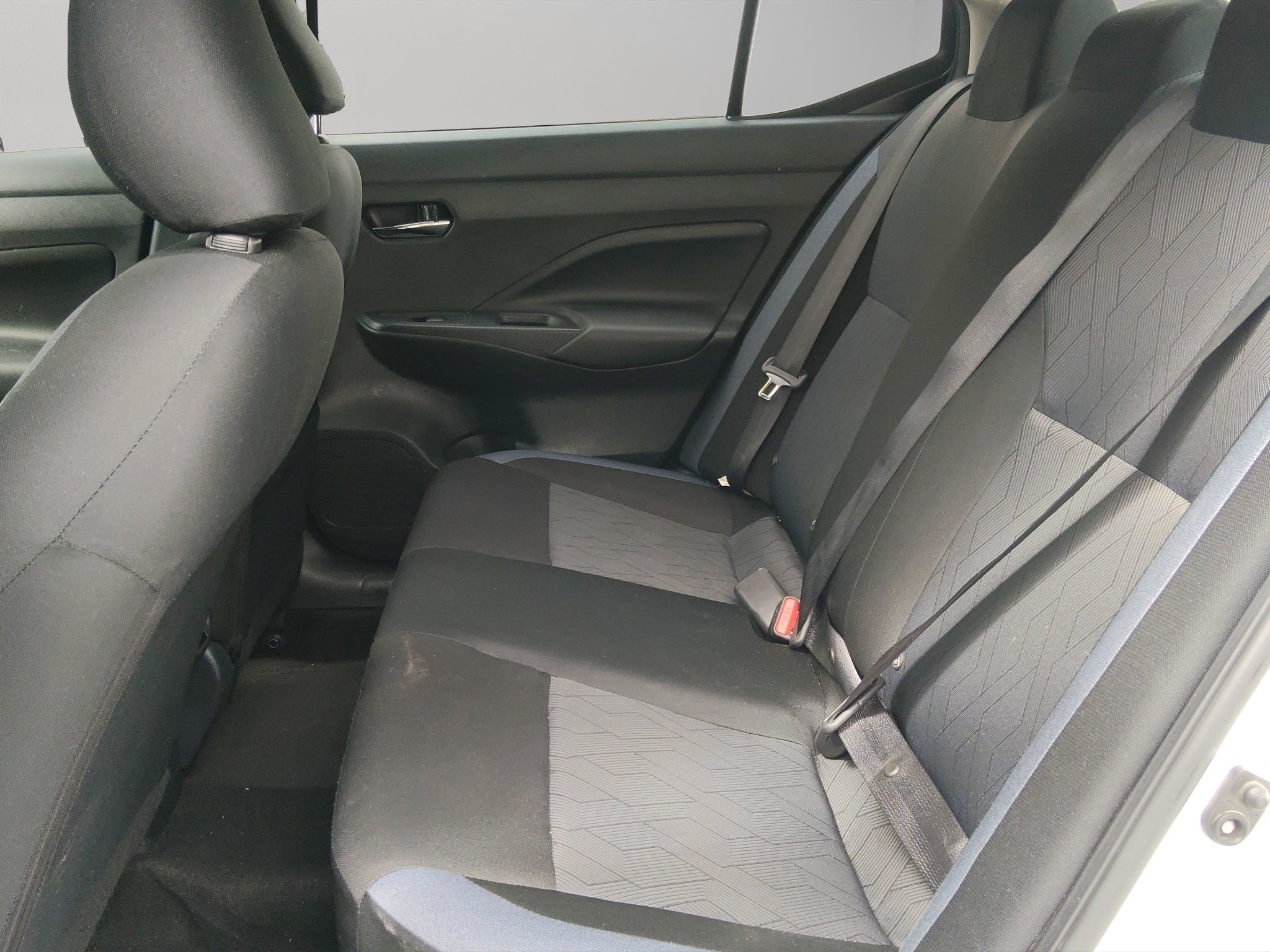 2024 Nissan Versa ADVANCE CVT