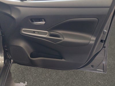 2024 Nissan Versa 4 pts. Exclusive, CVT, a/ac. Aut., piel, f. niebla, f. led, RA-17