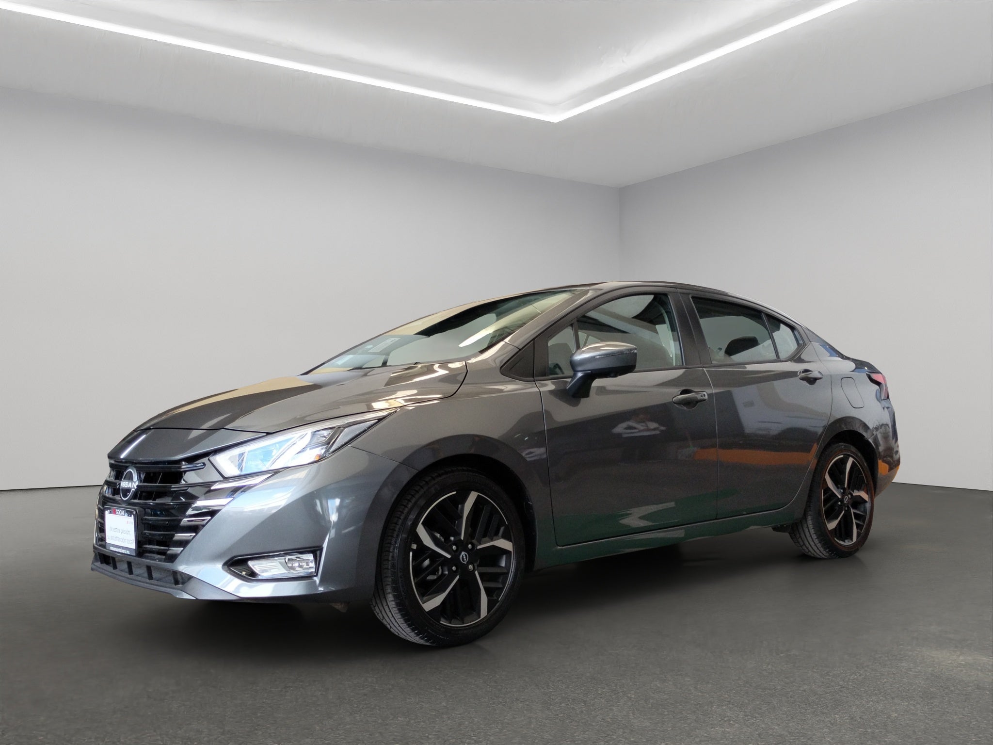 2024 Nissan Versa 4 pts. Exclusive, CVT, a/ac. Aut., piel, f. niebla, f. led, RA-17