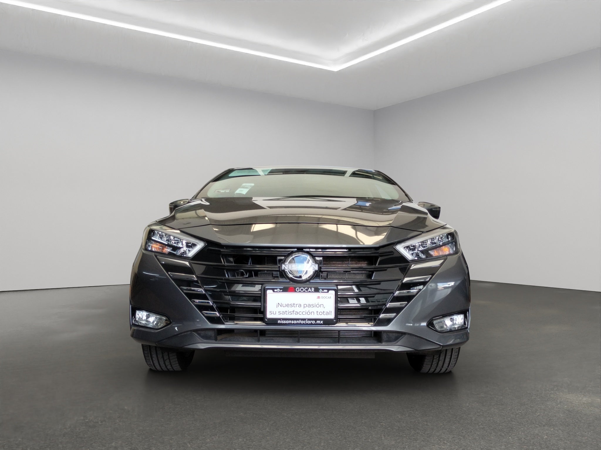 2024 Nissan Versa 4 pts. Exclusive, CVT, a/ac. Aut., piel, f. niebla, f. led, RA-17