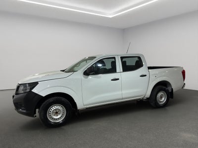 2020 Nissan Comerciales NP300 4 pts. S, Pick-Up, Doble Cab., TM6, a/ac. (línea anterior)