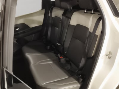 2025 Nissan Kicks VUD 5 pts. Platinum, 2.0l, TA, TP, s. Bose, pantalla touch 12