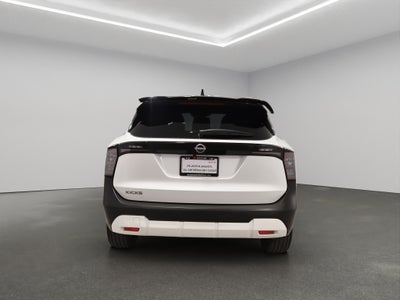 2025 Nissan Kicks VUD 5 pts. Platinum, 2.0l, TA, TP, s. Bose, pantalla touch 12