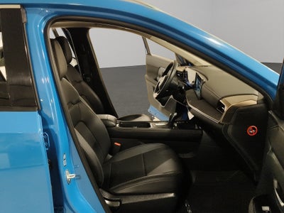 2025 Nissan Kicks VUD 5 pts. Platinum, 2.0l, TA, TP, s. Bose, pantalla touch 12