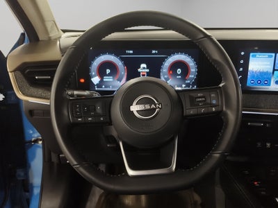 2025 Nissan Kicks VUD 5 pts. Platinum, 2.0l, TA, TP, s. Bose, pantalla touch 12