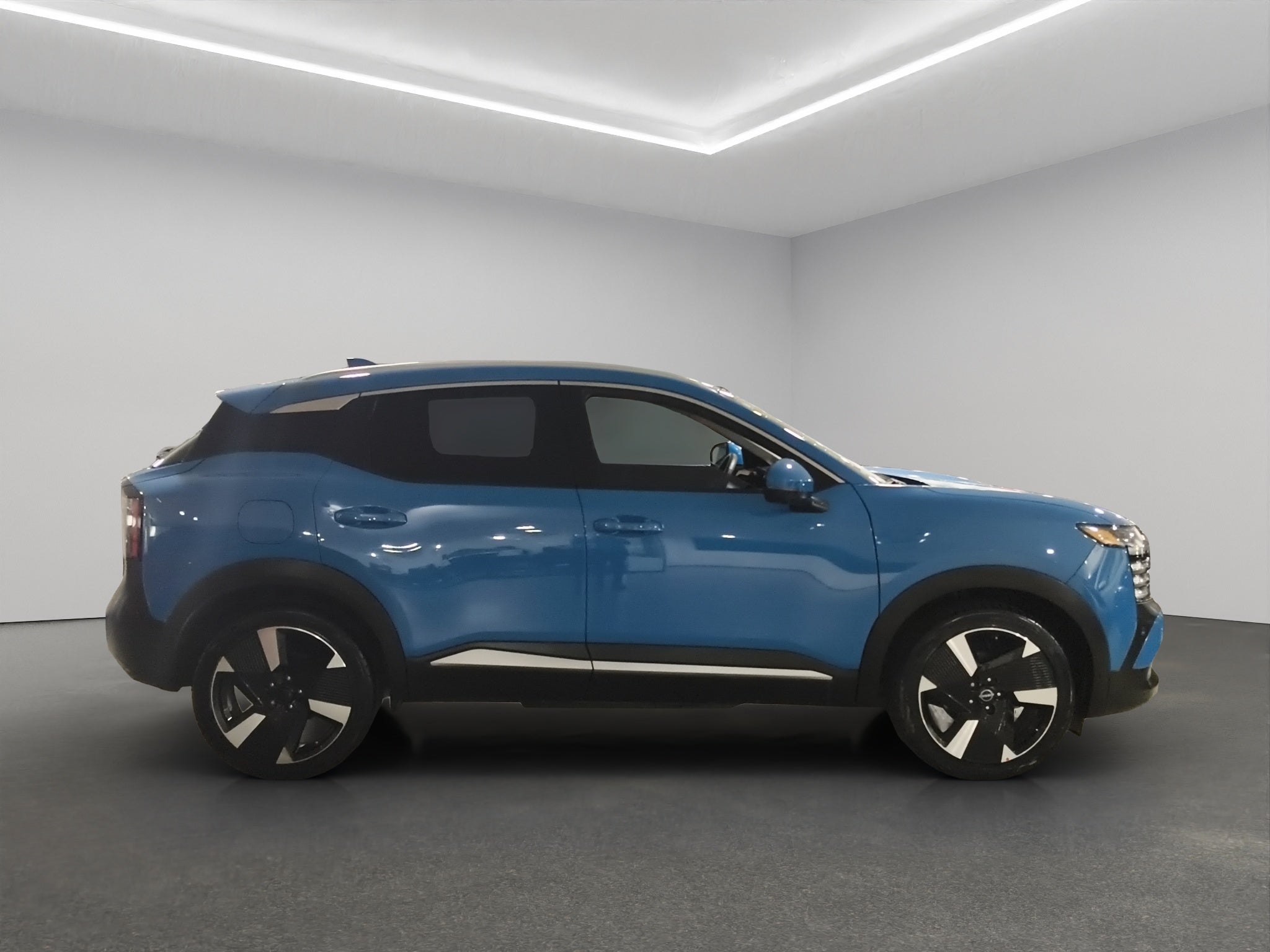 2025 Nissan Kicks VUD 5 pts. Platinum, 2.0l, TA, TP, s. Bose, pantalla touch 12