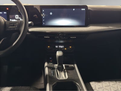 2025 Nissan Kicks VUD 5 pts. Advance, 2.0l, TA, RA-17 (línea nueva)