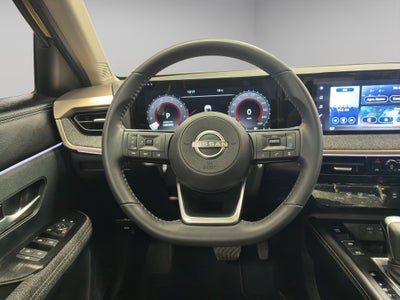 2025 Nissan Kicks VUD 5 pts. Platinum, 2.0l, TA, TP, s. Bose, pantalla touch 12