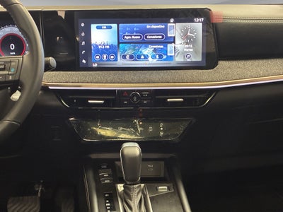 2025 Nissan Kicks VUD 5 pts. Platinum, 2.0l, TA, TP, s. Bose, pantalla touch 12