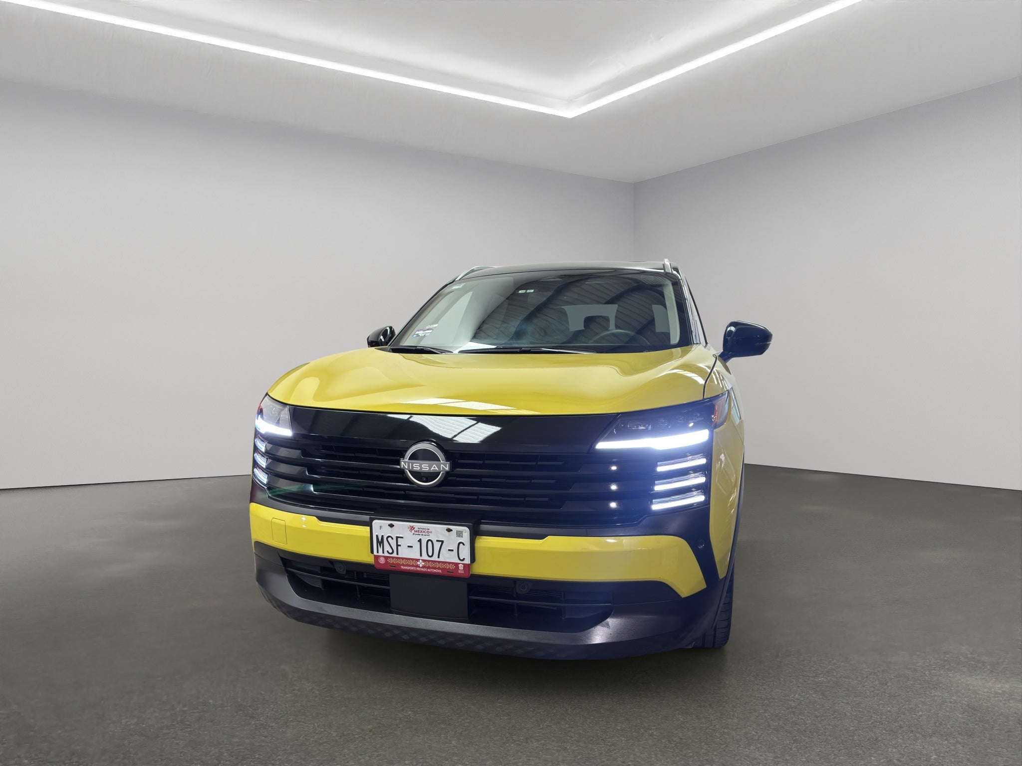 2025 Nissan Kicks VUD 5 pts. Platinum, 2.0l, TA, TP, s. Bose, pantalla touch 12