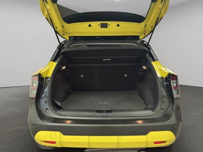 2025 Nissan Kicks VUD 5 pts. Platinum, 2.0l, TA, TP, s. Bose, pantalla touch 12