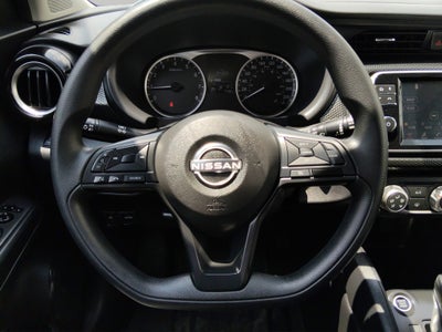 2025 Nissan Kicks VUD Play Advance CVT