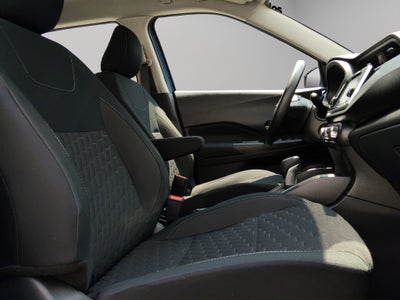 2025 Nissan Kicks VUD Play Advance CVT