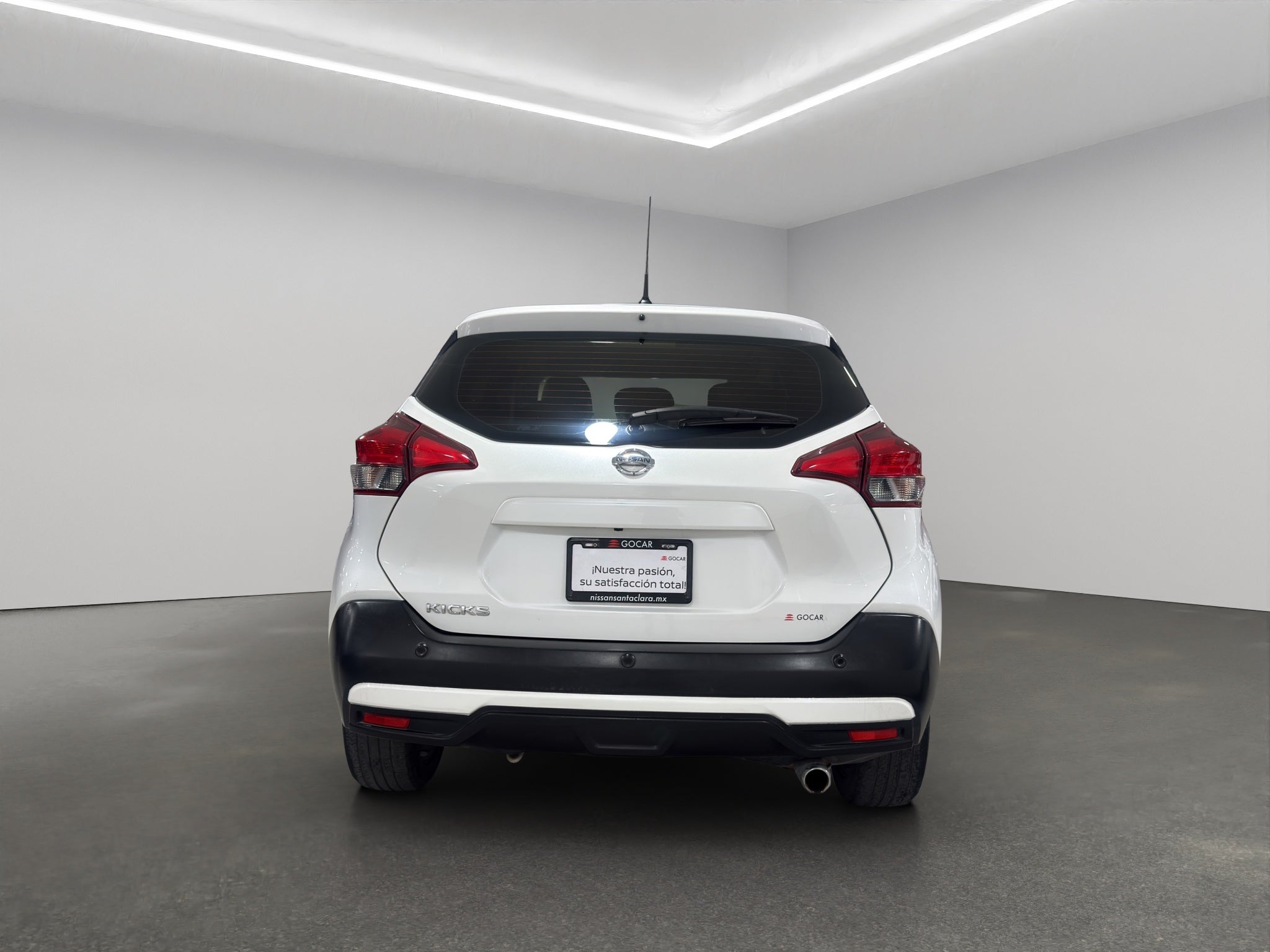 2018 Nissan Kicks VUD 5 pts. Exclusive, 1.6l, TA, a/ac. Aut., VE, piel, GPS, RA-17