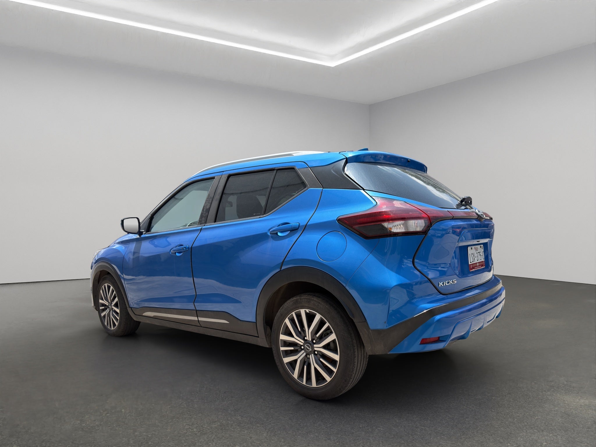 2023 Nissan Kicks VUD 5 pts. Exclusive, 1.6l, TA, a/ac. Aut., piel, GPS, RA-17
