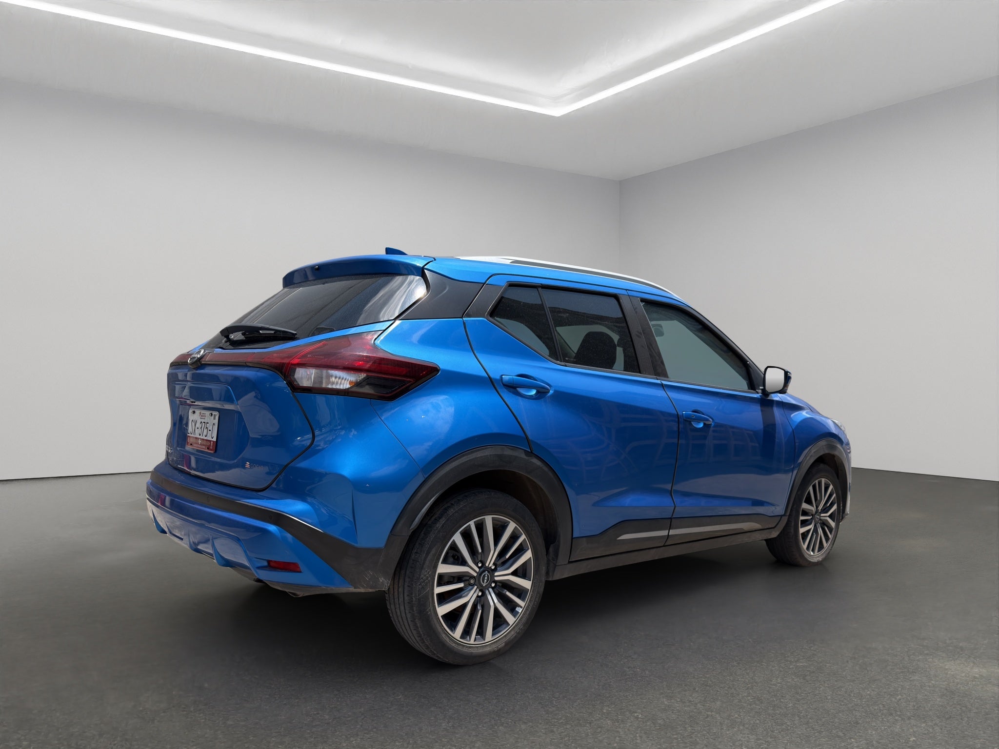 2023 Nissan Kicks VUD 5 pts. Exclusive, 1.6l, TA, a/ac. Aut., piel, GPS, RA-17
