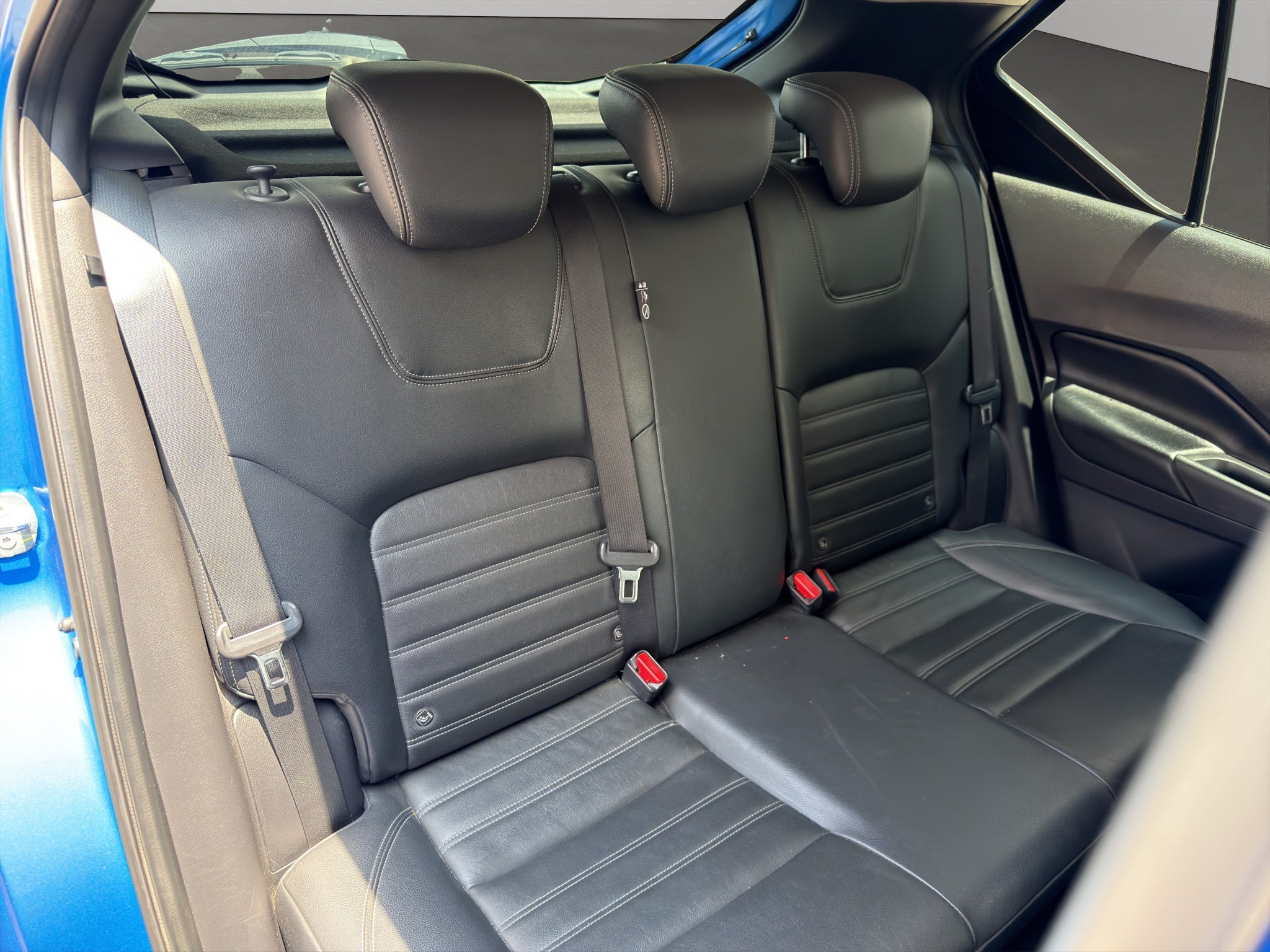 2023 Nissan Kicks VUD 5 pts. Exclusive, 1.6l, TA, a/ac. Aut., piel, GPS, RA-17