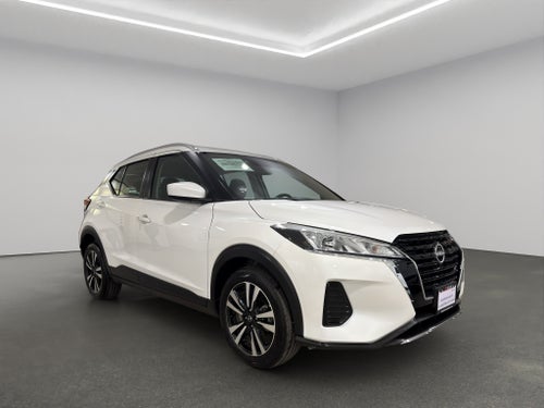 2024 Nissan Kicks VUD 5 pts. Advance, 1.6l, TM5, a/ac., VE, RA-16 (línea anterior)