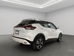 2024 Nissan Kicks VUD 5 pts. Advance, 1.6l, TM5, a/ac., VE, RA-16 (línea anterior)