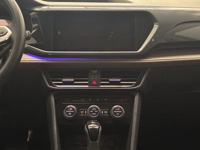 2023 Volkswagen Taos VUD 5 pts. Highline, 150 HP, 1.4T, TA, piel, TP, f. led, RA-18