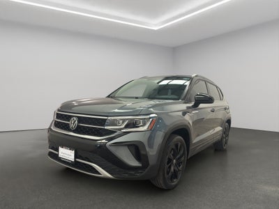2023 Volkswagen Taos VUD 5 pts. Highline, 150 HP, 1.4T, TA, piel, TP, f. led, RA-18