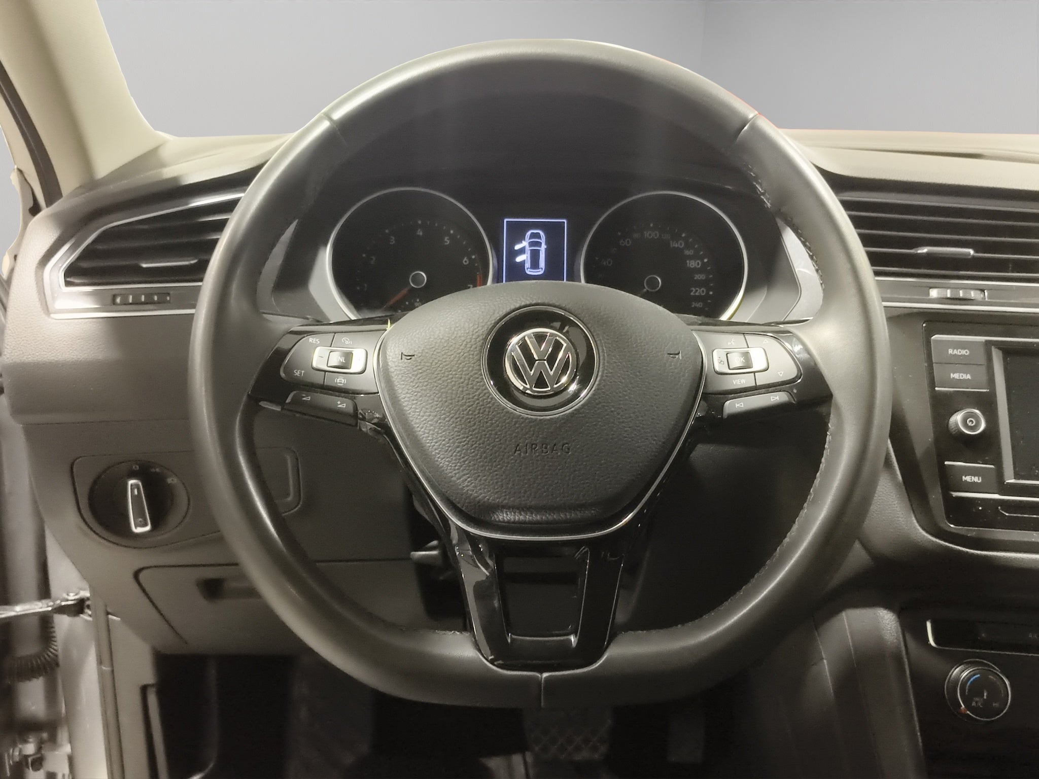 2021 Volkswagen Tiguan VUD 5 pts. Trendline Plus, 1.4T, DSG, RA-17