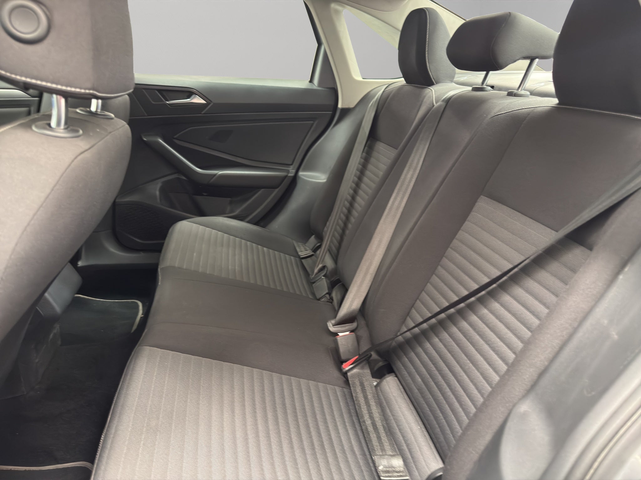 2023 Volkswagen Jetta A7 4 pts. Comfortline, 1.4T, TA, RA-16