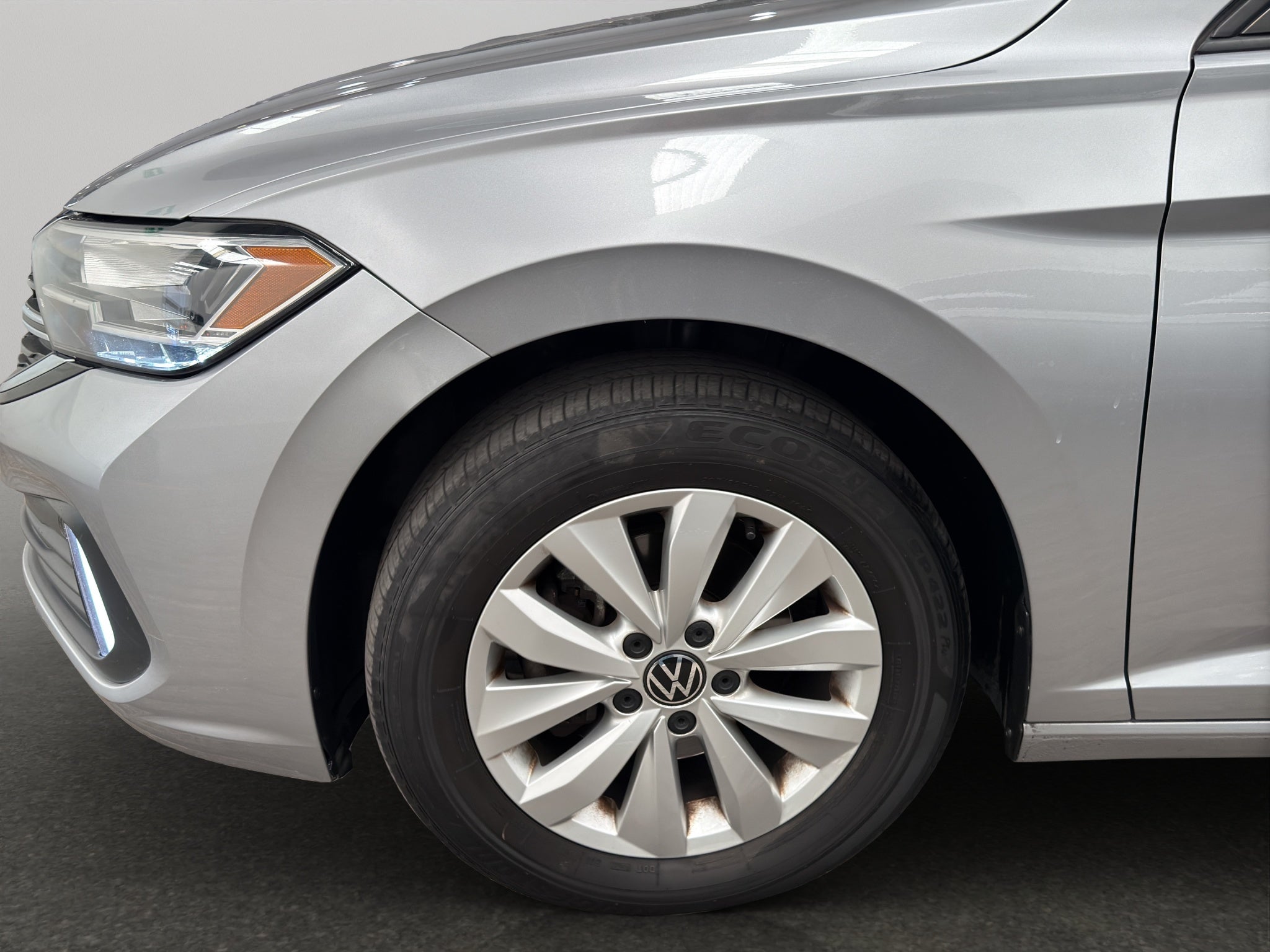 2023 Volkswagen Jetta A7 4 pts. Comfortline, 1.4T, TA, RA-16