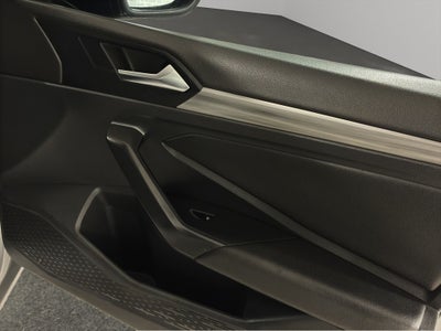 2019 Volkswagen Jetta A7 4 pts. Confortline, 1.4T, TM6, RA-16