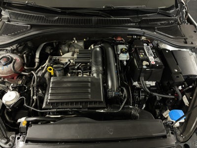 2019 Volkswagen Jetta A7 4 pts. Confortline, 1.4T, TM6, RA-16