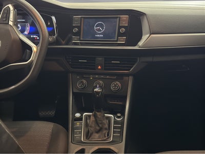 2023 Volkswagen Jetta A7 4 pts. Trendline, 1.4T, TM5, R-16