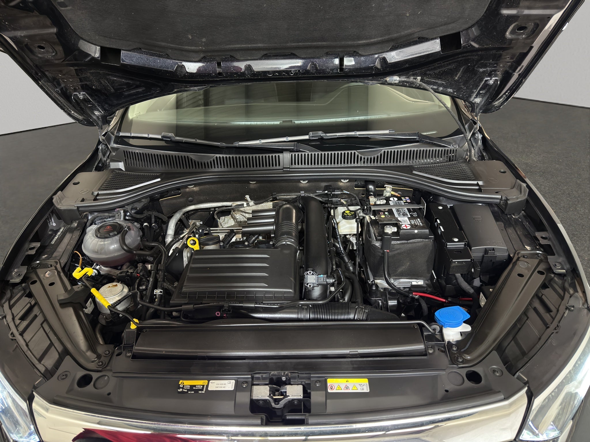 2023 Volkswagen Jetta A7 4 pts. Trendline, 1.4T, TM5, R-16