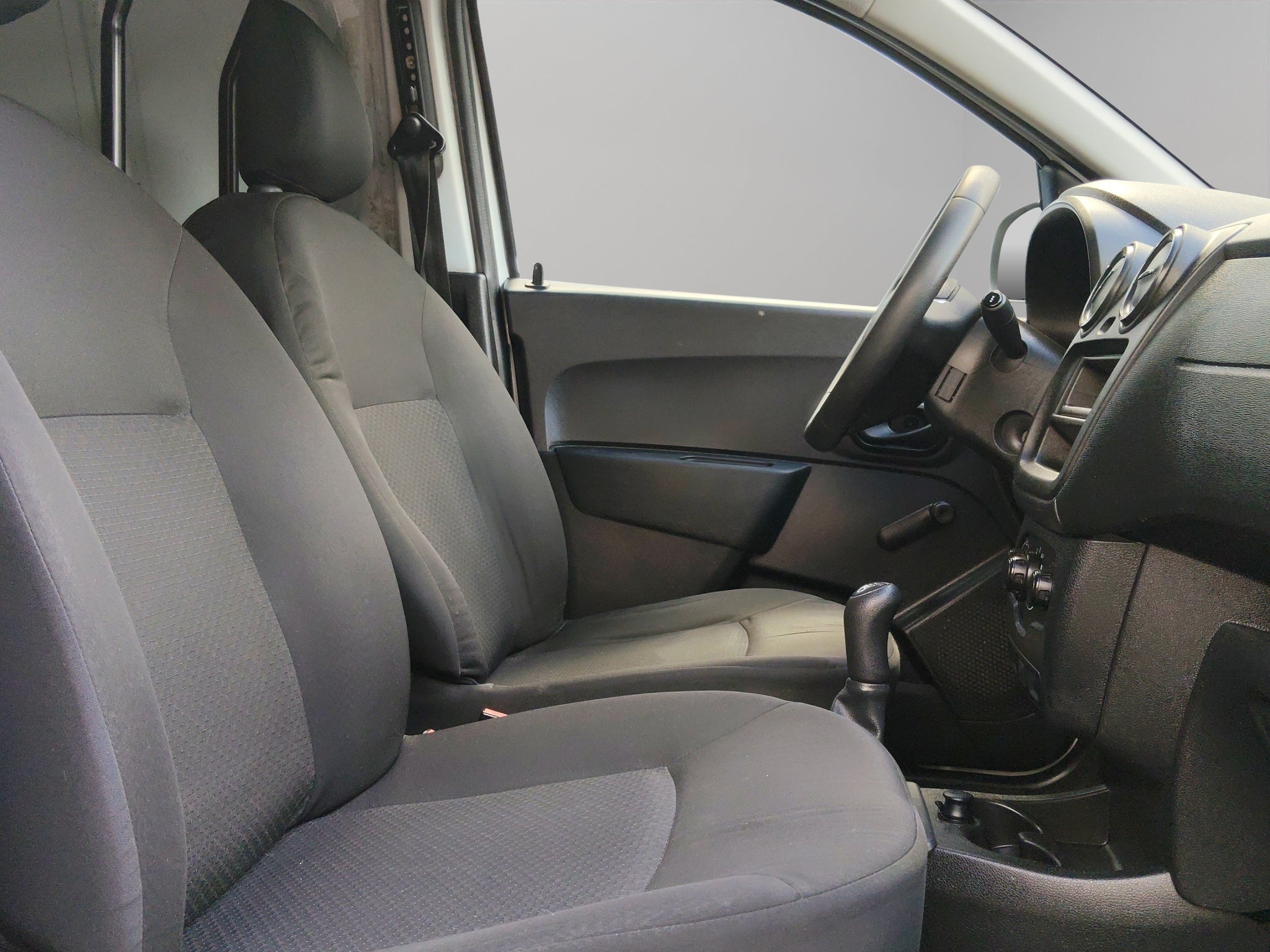 2024 Renault Comerciales Kangoo Furgoneta 4 pts. Intens, 115 HP, TM5, a/ac.