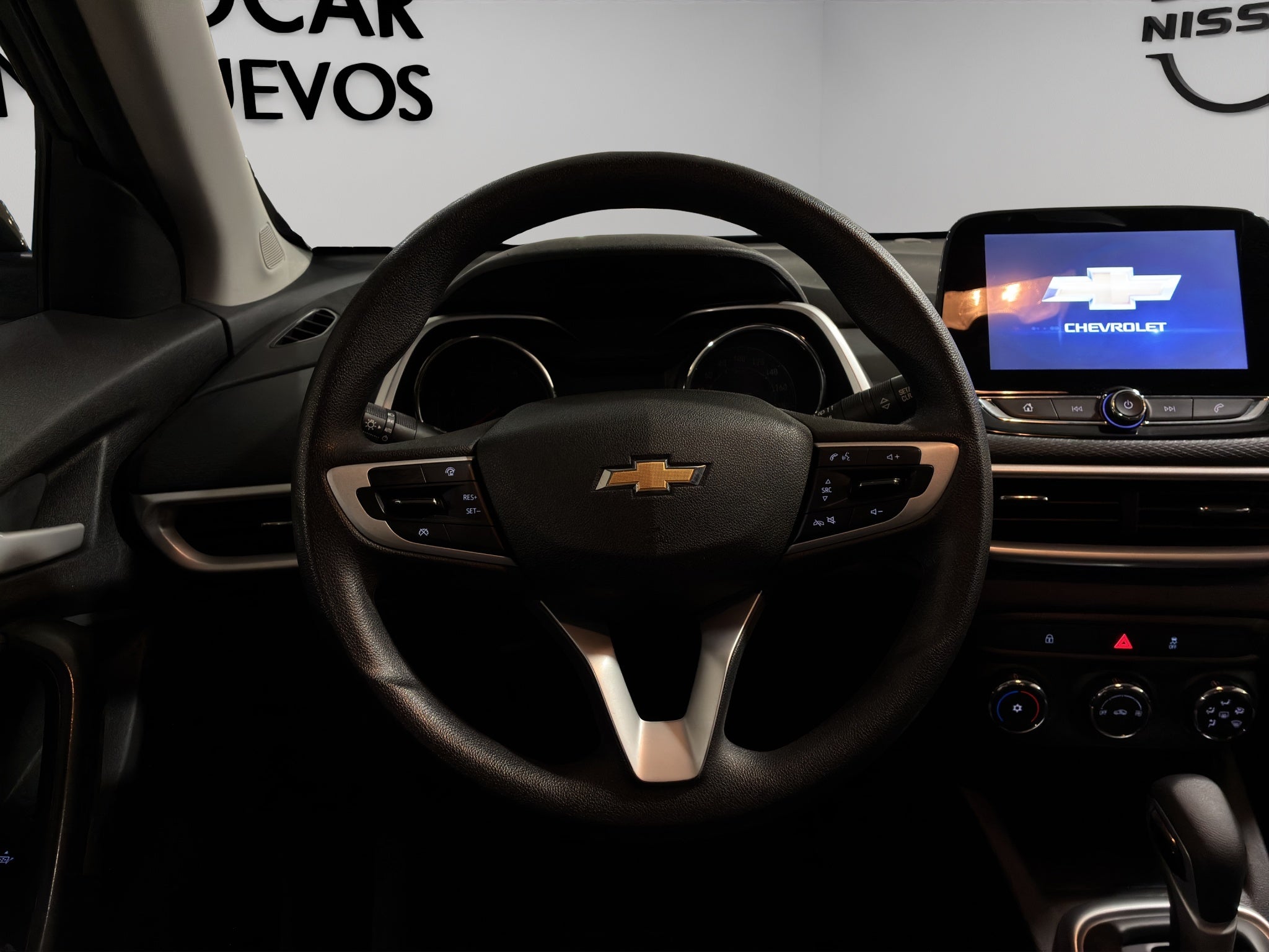 2021 Chevrolet Tracker VUD 5 pts. LT, 1.2T, TA, f. niebla, RA-17