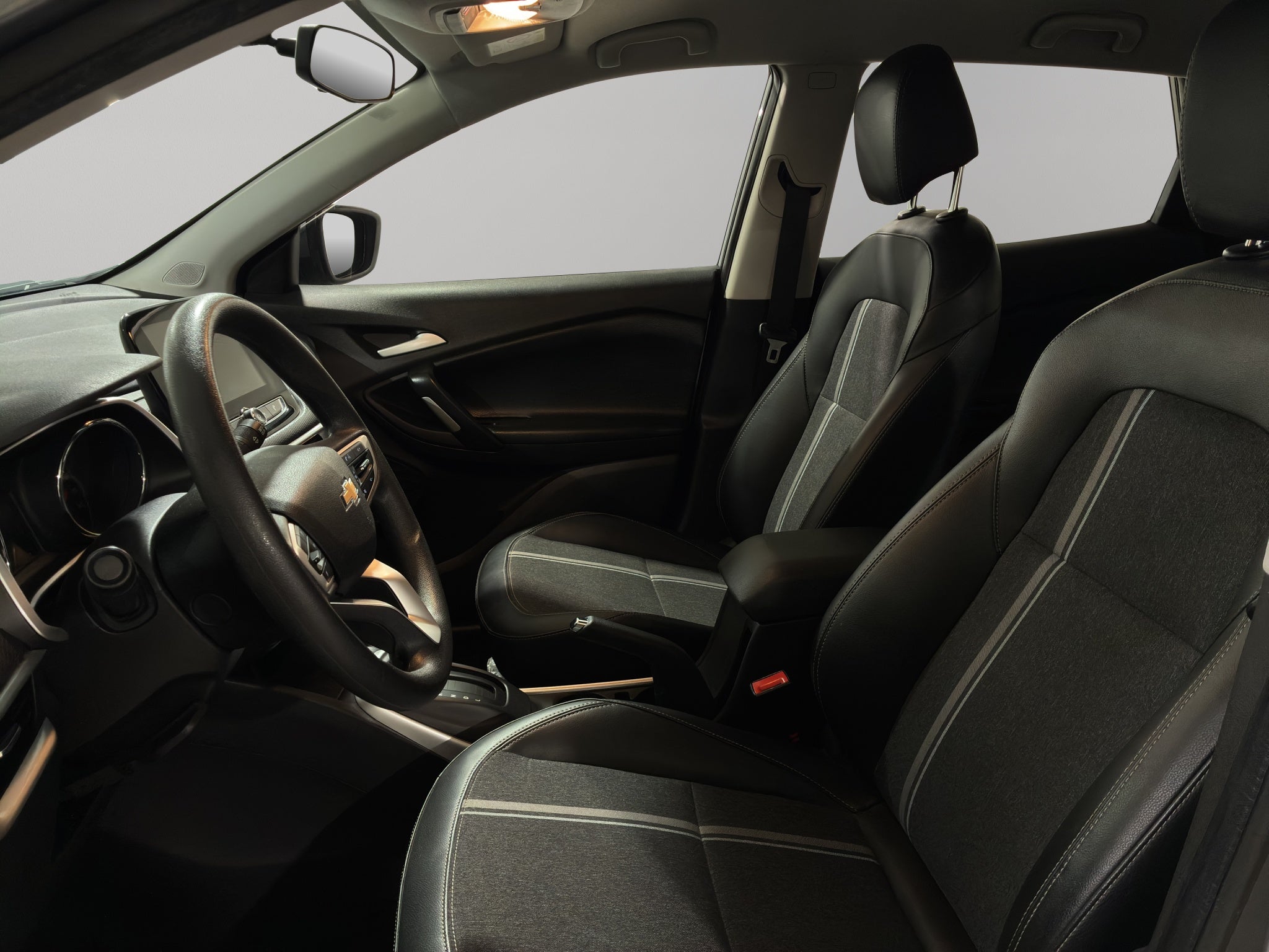 2021 Chevrolet Tracker VUD 5 pts. LT, 1.2T, TA, f. niebla, RA-17