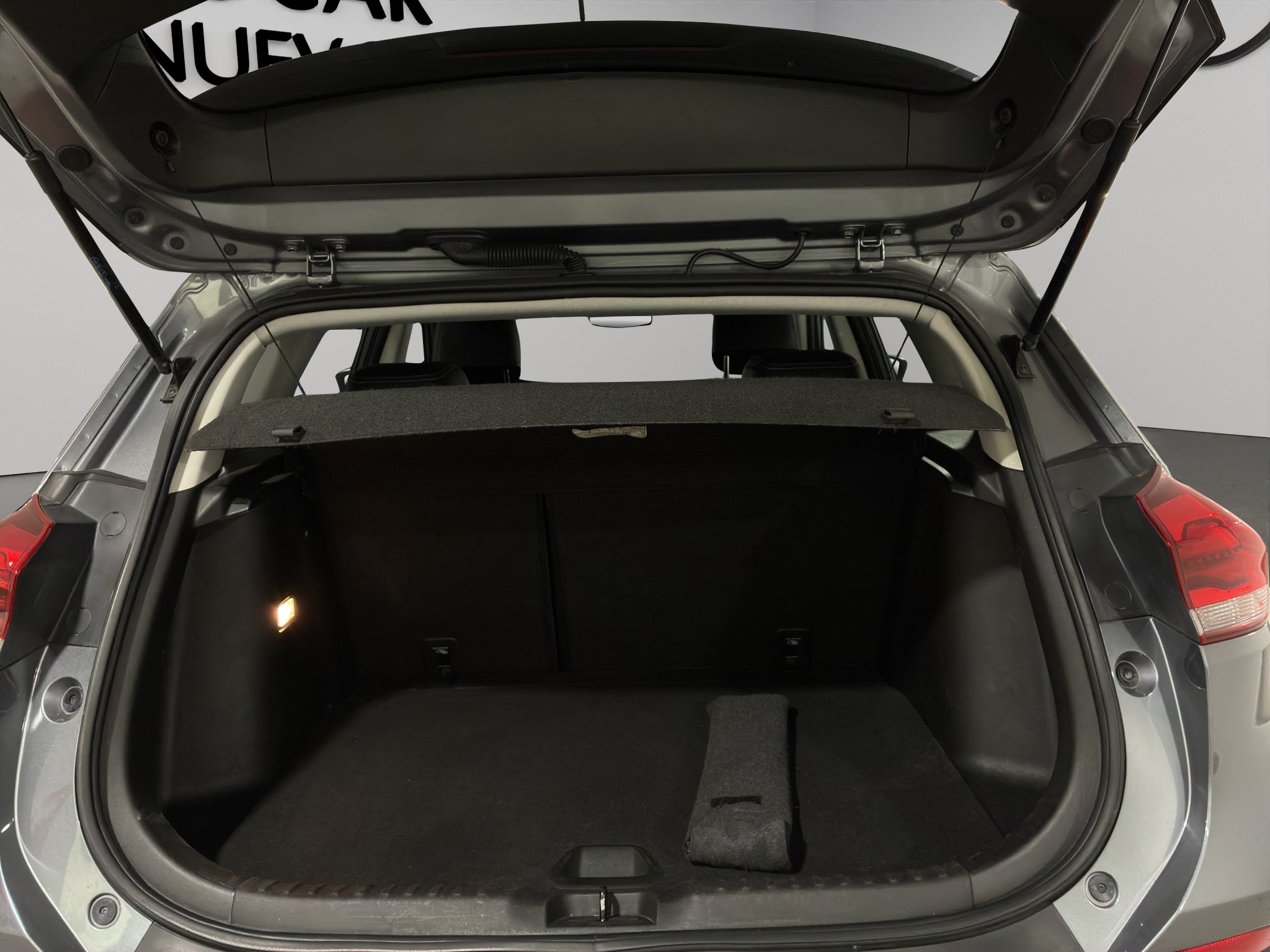 2021 Chevrolet Tracker VUD 5 pts. LT, 1.2T, TA, f. niebla, RA-17