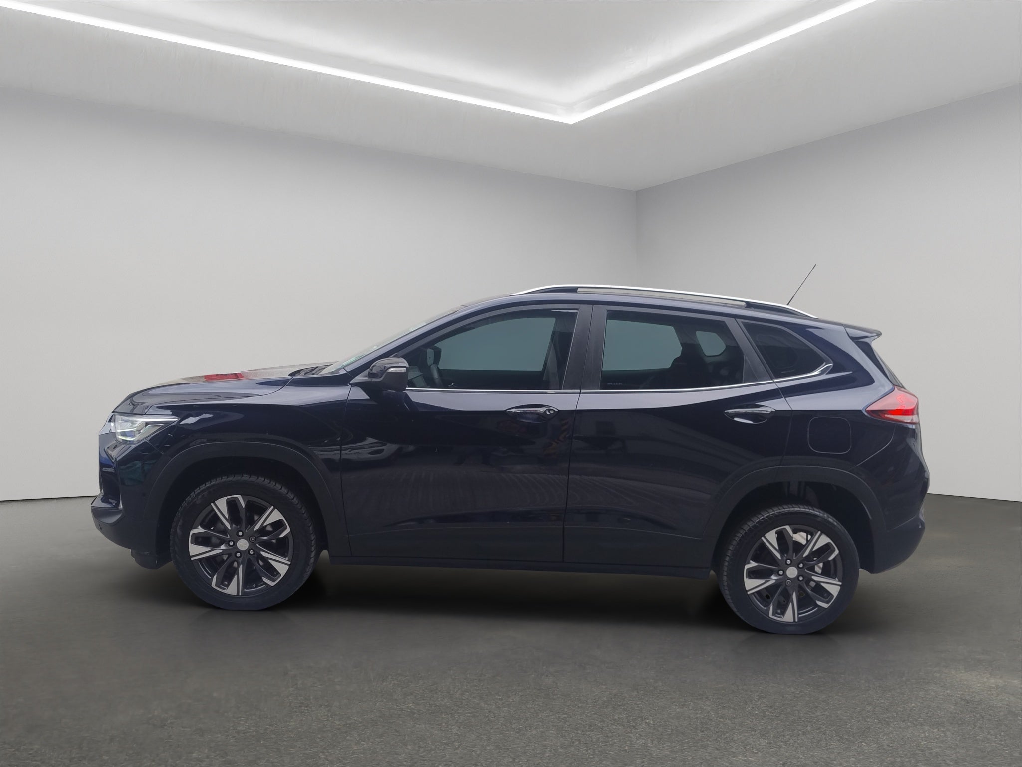 2021 Chevrolet Tracker VUD 5 pts. Premier, 1.2T, TA, piel, TP, f. led, RA-17