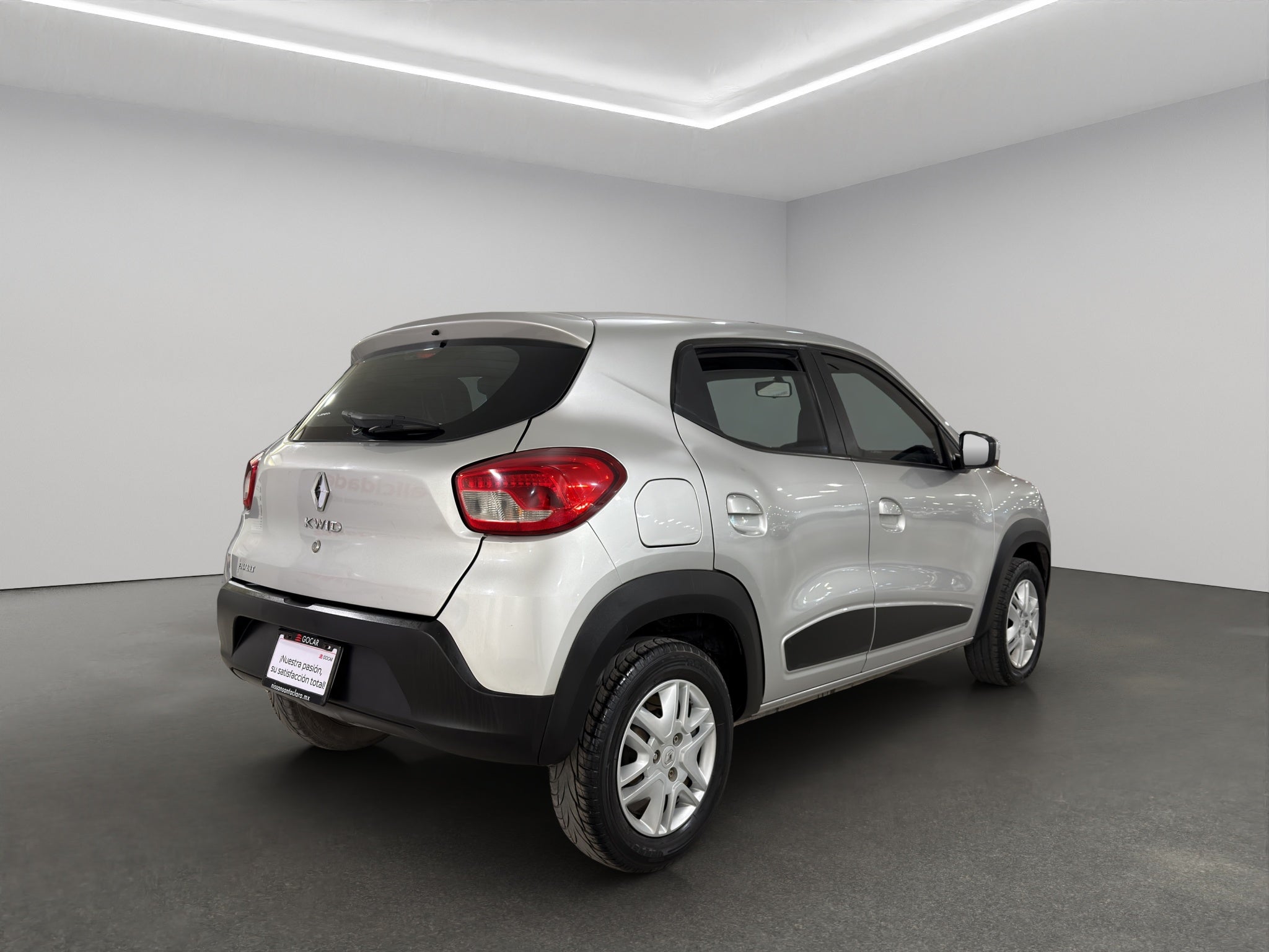 2020 Renault Kwid 5 pts. HB Iconic, TM5, a/ac., f. niebla, R-14