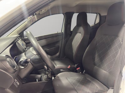 2025 Renault Kwid 5 pts. HB Intens, TM5, a/ac., R-14