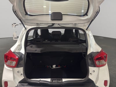 2025 Renault Kwid 5 pts. HB Intens, TM5, a/ac., R-14